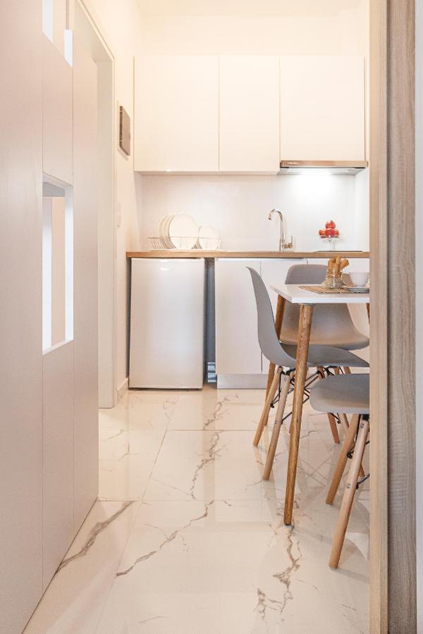 Nikogroup Plaza Apartment Polychrono Bagian luar foto