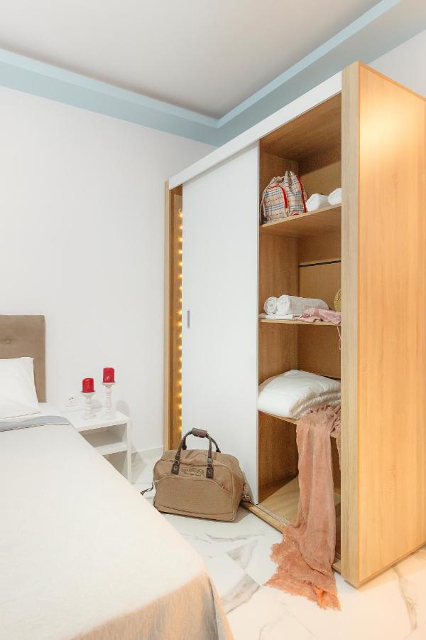 Nikogroup Plaza Apartment Polychrono Bagian luar foto