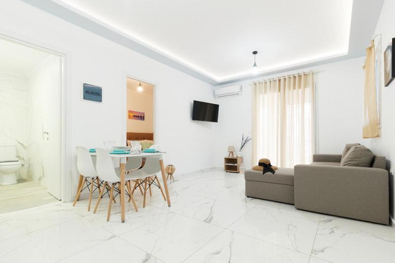 Nikogroup Plaza Apartment Polychrono Bagian luar foto
