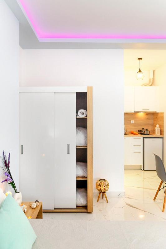 Nikogroup Plaza Apartment Polychrono Bagian luar foto
