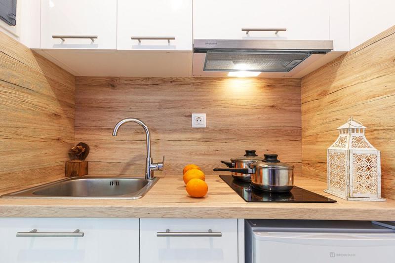 Nikogroup Plaza Apartment Polychrono Bagian luar foto
